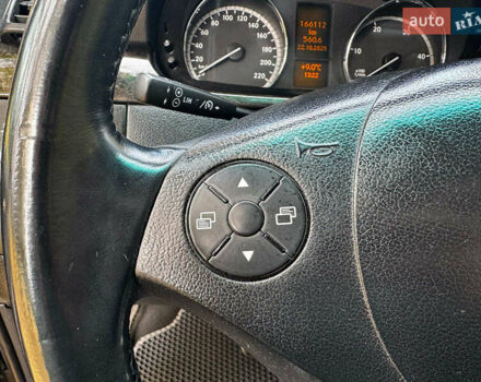 Мерседес Виано 2012 в Киеве на Automoto.ua Черный Мерседес Виано, объемом двигателя 2.2 л и пробегом 148 тыс. км за 22340 $, фото 15 на Automoto.ua