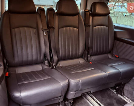 Черный Мерседес Виано, объемом двигателя 2.99 л и пробегом 284 тыс. км за 27500 $, фото 13 на Automoto.ua