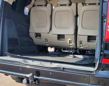 Черный Мерседес Виано, объемом двигателя 2.2 л и пробегом 260 тыс. км за 22500 $, фото 13 на Automoto.ua