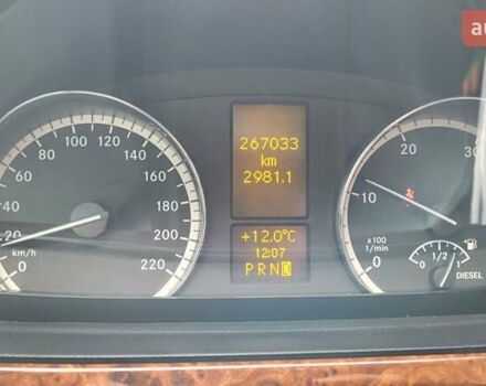 Черный Мерседес Виано, объемом двигателя 2.2 л и пробегом 260 тыс. км за 22500 $, фото 18 на Automoto.ua