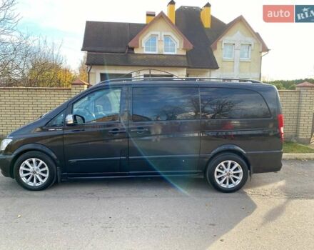 Черный Мерседес Виано, объемом двигателя 2.14 л и пробегом 380 тыс. км за 22000 $, фото 6 на Automoto.ua