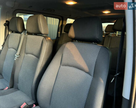 Черный Мерседес Виано, объемом двигателя 2.2 л и пробегом 306 тыс. км за 16500 $, фото 49 на Automoto.ua