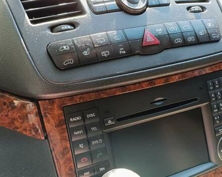 Черный Мерседес Виано, объемом двигателя 2.14 л и пробегом 320 тыс. км за 16500 $, фото 2 на Automoto.ua