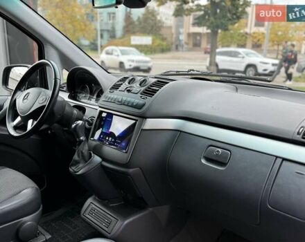 Черный Мерседес Виано, объемом двигателя 2.14 л и пробегом 238 тыс. км за 21500 $, фото 13 на Automoto.ua