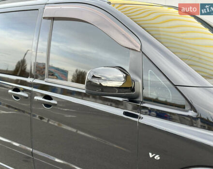 Мерседес Виано 2013 в Киеве на Automoto.ua Черный Мерседес Виано, объемом двигателя 3.5 л и пробегом 180 тыс. км за 18900 $, фото 48 на Automoto.ua