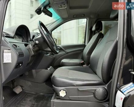 Черный Мерседес Виано, объемом двигателя 2.14 л и пробегом 238 тыс. км за 21500 $, фото 12 на Automoto.ua