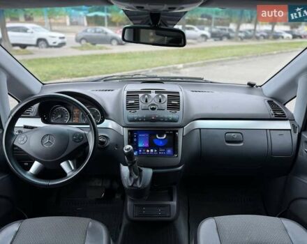 Черный Мерседес Виано, объемом двигателя 2.14 л и пробегом 238 тыс. км за 21500 $, фото 9 на Automoto.ua
