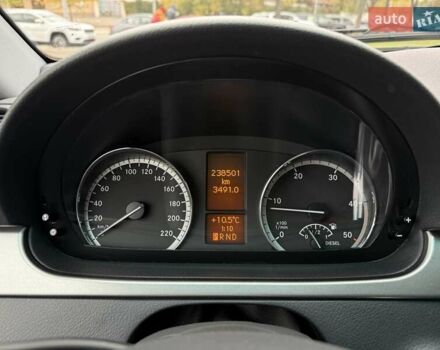 Черный Мерседес Виано, объемом двигателя 2.14 л и пробегом 238 тыс. км за 21500 $, фото 22 на Automoto.ua