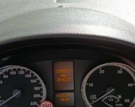 Черный Мерседес Виано, объемом двигателя 2.14 л и пробегом 320 тыс. км за 16500 $, фото 1 на Automoto.ua