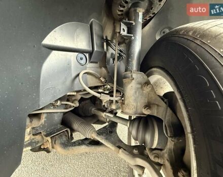 Черный Мерседес Виано, объемом двигателя 2.14 л и пробегом 238 тыс. км за 21500 $, фото 31 на Automoto.ua