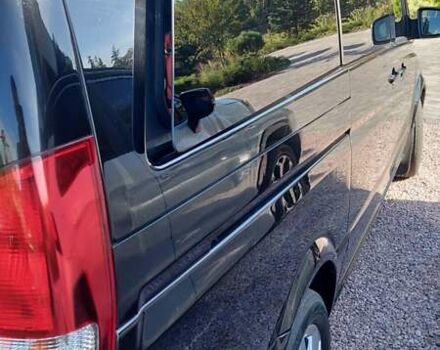 Черный Мерседес Виано, объемом двигателя 2.14 л и пробегом 301 тыс. км за 21000 $, фото 10 на Automoto.ua