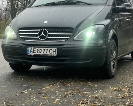 Черный Мерседес Виано, объемом двигателя 3.2 л и пробегом 293 тыс. км за 8000 $, фото 1 на Automoto.ua