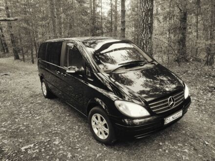 Черный Мерседес Виано, объемом двигателя 2.2 л и пробегом 236 тыс. км за 5900 $, фото 1 на Automoto.ua