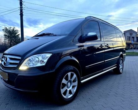 Чорний Мерседес Віано, об'ємом двигуна 2 л та пробігом 200 тис. км за 19500 $, фото 1 на Automoto.ua