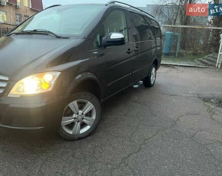 Чорний Мерседес Віано, об'ємом двигуна 2.14 л та пробігом 233 тис. км за 22000 $, фото 1 на Automoto.ua