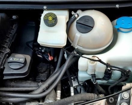 Коричневый Мерседес Виано, объемом двигателя 2.1 л и пробегом 120 тыс. км за 30000 $, фото 22 на Automoto.ua