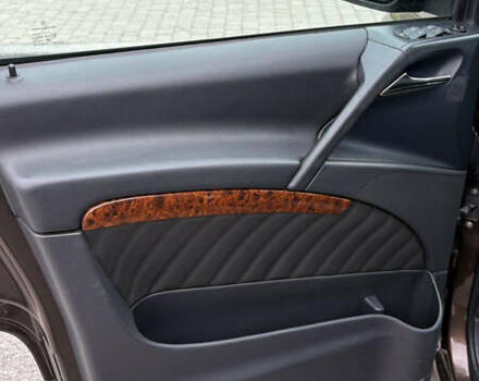 Коричневый Мерседес Виано, объемом двигателя 2.15 л и пробегом 236 тыс. км за 20700 $, фото 9 на Automoto.ua