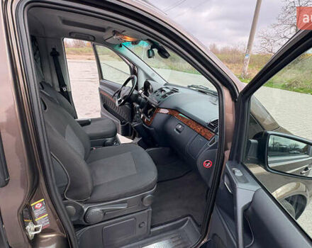 Коричневый Мерседес Виано, объемом двигателя 2.15 л и пробегом 236 тыс. км за 20700 $, фото 6 на Automoto.ua