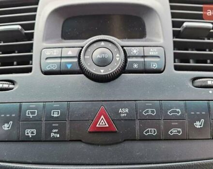 Мерседес Виано 2012 в Львове на Automoto.ua Коричневый Мерседес Виано, объемом двигателя 2.15 л и пробегом 279 тыс. км за 23900 $, фото 11 на Automoto.ua