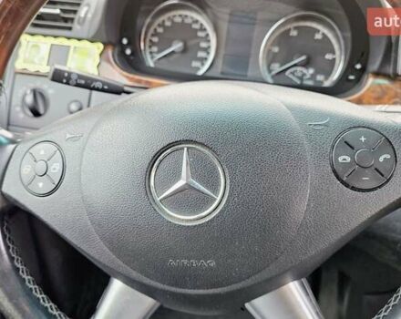 Мерседес Виано 2012 в Львове на Automoto.ua Коричневый Мерседес Виано, объемом двигателя 2.15 л и пробегом 279 тыс. км за 23900 $, фото 10 на Automoto.ua
