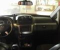 Красный Мерседес Виано, объемом двигателя 2.14 л и пробегом 330 тыс. км за 20000 $, фото 6 на Automoto.ua
