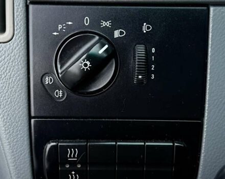 Мерседес Виано, объемом двигателя 2.2 л и пробегом 447 тыс. км за 12000 $, фото 35 на Automoto.ua