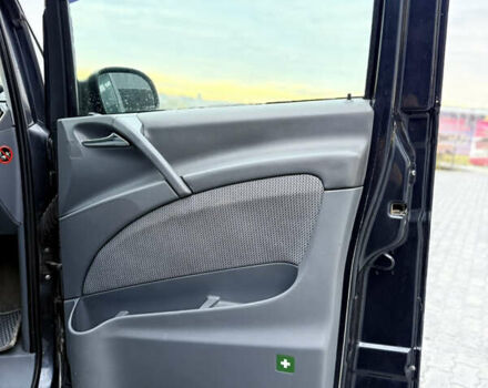 Мерседес Виано, объемом двигателя 2.2 л и пробегом 447 тыс. км за 12000 $, фото 32 на Automoto.ua