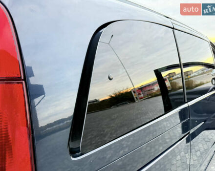 Мерседес Виано, объемом двигателя 2.2 л и пробегом 447 тыс. км за 12000 $, фото 21 на Automoto.ua