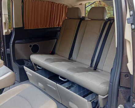 Мерседес Виано, объемом двигателя 2.1 л и пробегом 311 тыс. км за 18500 $, фото 5 на Automoto.ua