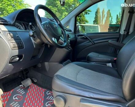 Мерседес Виано, объемом двигателя 2.2 л и пробегом 315 тыс. км за 15999 $, фото 22 на Automoto.ua