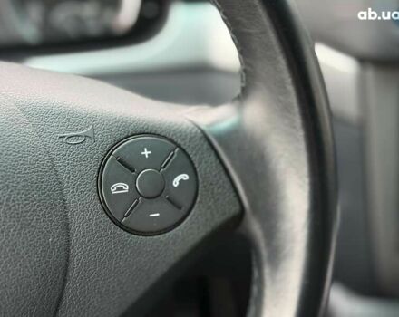 Мерседес Віано, об'ємом двигуна 2.1 л та пробігом 238 тис. км за 21500 $, фото 23 на Automoto.ua