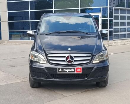 Черный Мерседес Виано пасс., объемом двигателя 2.2 л и пробегом 269 тыс. км за 19990 $, фото 1 на Automoto.ua
