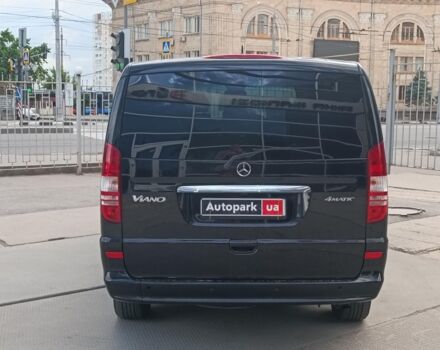 Черный Мерседес Виано пасс., объемом двигателя 2.2 л и пробегом 269 тыс. км за 19990 $, фото 8 на Automoto.ua
