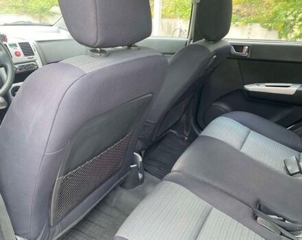 Сірий Мерседес Виано пас., об'ємом двигуна 2.2 л та пробігом 303 тис. км за 12690 $, фото 22 на Automoto.ua