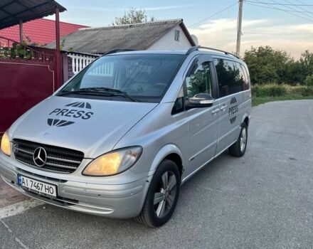 Серый Мерседес Виано пасс., объемом двигателя 2.2 л и пробегом 490 тыс. км за 8500 $, фото 1 на Automoto.ua