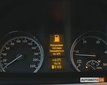 Серый Мерседес Виано, объемом двигателя 2.1 л и пробегом 323 тыс. км за 19999 $, фото 14 на Automoto.ua