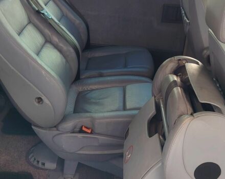 Сірий Мерседес Віано, об'ємом двигуна 2.2 л та пробігом 280 тис. км за 6000 $, фото 5 на Automoto.ua