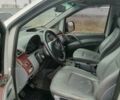 Серый Мерседес Виано, объемом двигателя 2.2 л и пробегом 530 тыс. км за 8000 $, фото 4 на Automoto.ua