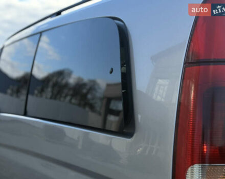 Серый Мерседес Виано, объемом двигателя 2.15 л и пробегом 442 тыс. км за 9500 $, фото 43 на Automoto.ua