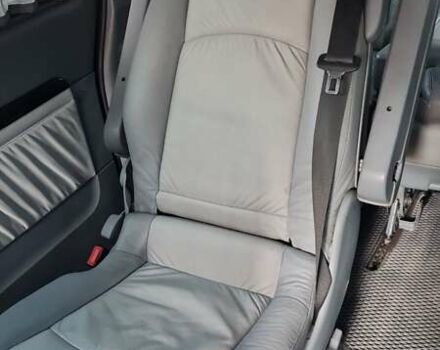 Серый Мерседес Виано, объемом двигателя 3.72 л и пробегом 496 тыс. км за 18999 $, фото 12 на Automoto.ua