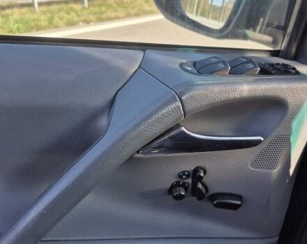 Серый Мерседес Виано, объемом двигателя 3.72 л и пробегом 496 тыс. км за 18999 $, фото 17 на Automoto.ua