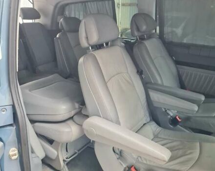 Серый Мерседес Виано, объемом двигателя 3.72 л и пробегом 496 тыс. км за 18999 $, фото 3 на Automoto.ua