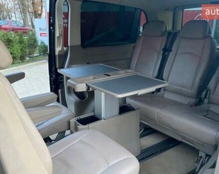 Серый Мерседес Виано, объемом двигателя 3.72 л и пробегом 496 тыс. км за 18999 $, фото 1 на Automoto.ua