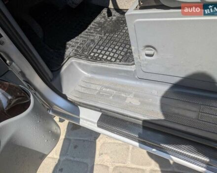 Сірий Мерседес Віано, об'ємом двигуна 2.14 л та пробігом 315 тис. км за 13000 $, фото 22 на Automoto.ua
