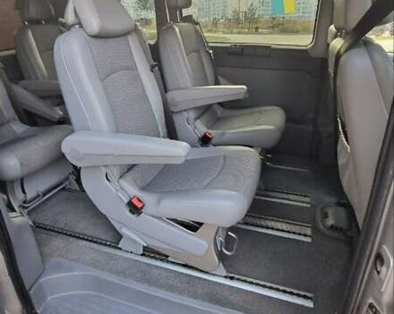 Серый Мерседес Виано, объемом двигателя 2.99 л и пробегом 372 тыс. км за 11300 $, фото 31 на Automoto.ua