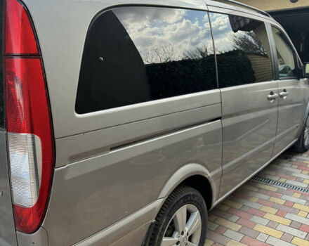 Серый Мерседес Виано, объемом двигателя 2.14 л и пробегом 308 тыс. км за 9900 $, фото 6 на Automoto.ua
