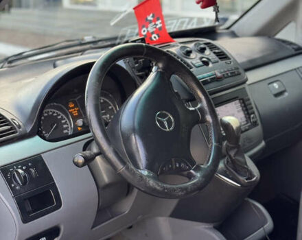 Серый Мерседес Виано, объемом двигателя 2.99 л и пробегом 340 тыс. км за 7500 $, фото 4 на Automoto.ua