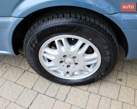 Серый Мерседес Виано, объемом двигателя 2.15 л и пробегом 327 тыс. км за 14900 $, фото 9 на Automoto.ua