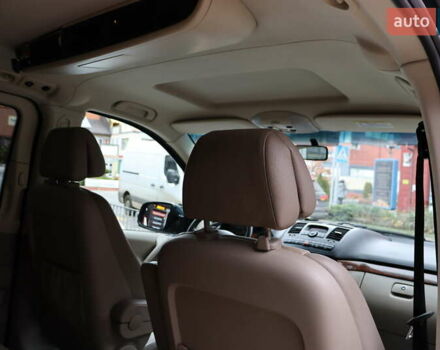 Серый Мерседес Виано, объемом двигателя 2.15 л и пробегом 327 тыс. км за 14900 $, фото 39 на Automoto.ua