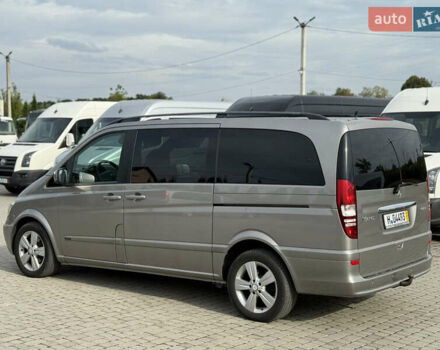 Мерседес Виано 2010 в Староконстантинов на Automoto.ua Серый Мерседес Виано, объемом двигателя 2.14 л и пробегом 271 тыс. км за 17700 $, фото 4 на Automoto.ua